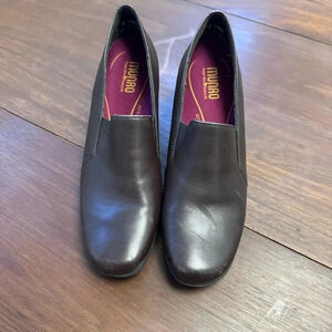 NWOT‎ Munro Brown Leather Chunky Heel Women Size 8
